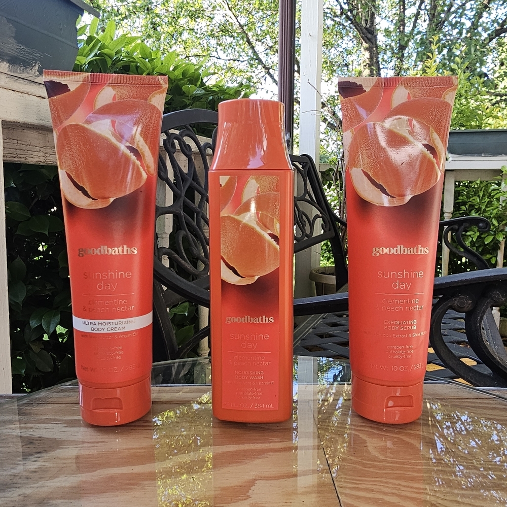 Goodbaths. Body wash, body scrub, body cream. Clementine.